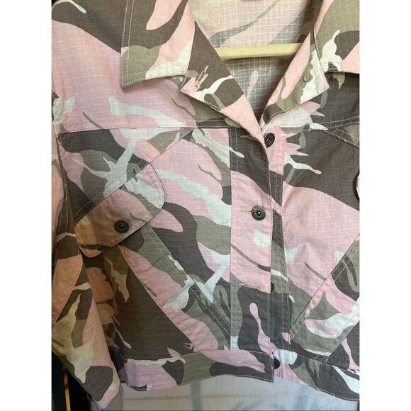 Thalia Sodi Women’s 3X Pink Gray Camo Utility Jacket Button Front Y2K - Picture 3 of 8